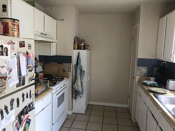 5th image of 2307 Dove Springs Dr