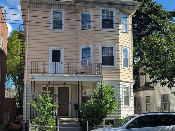 506-508 Pawtucket Ave, Pawtucket, RI 02860