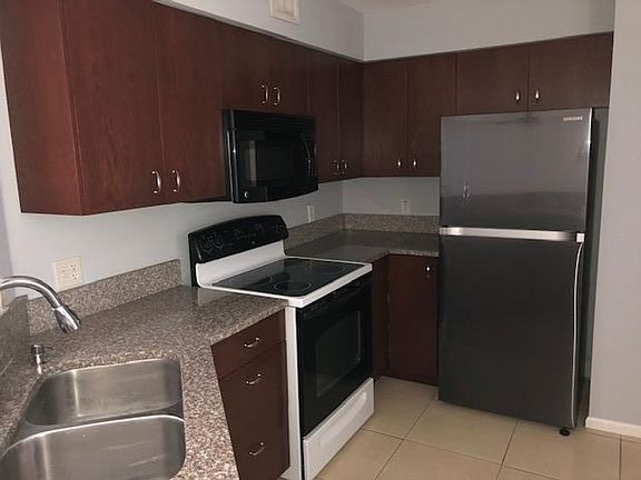 2nd image of 800 Scotia Dr APT 305