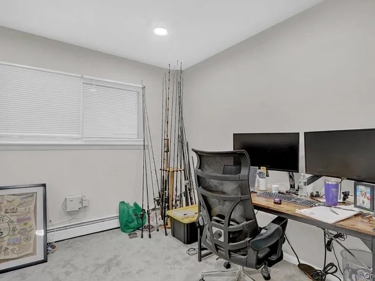 220 E Chester St #2 — Photo 4