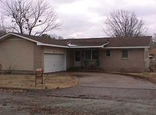 1408 C St NE, Miami, OK 74354