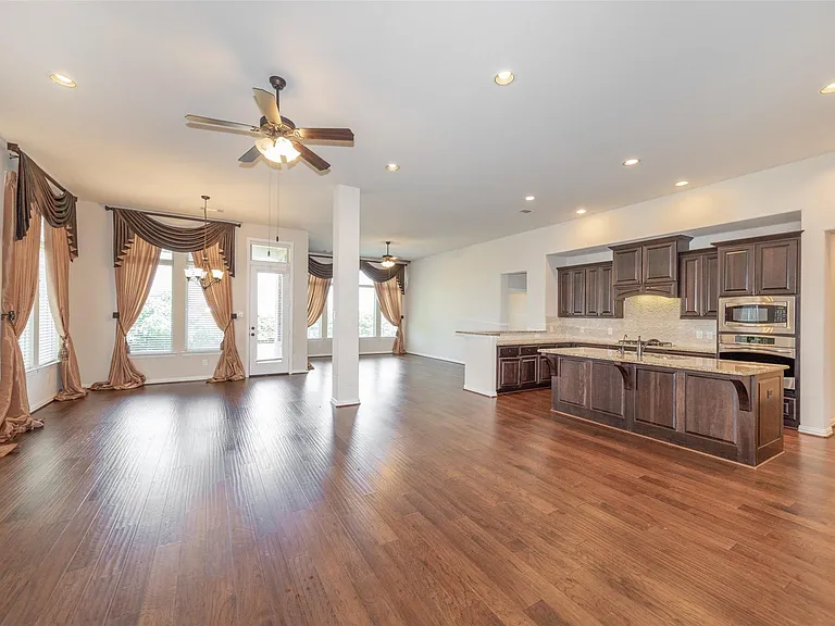 10406 Mossback Pine Rd — Photo 29