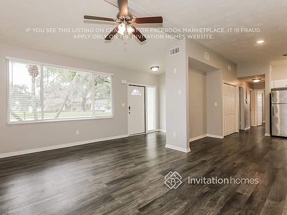 5th image of 813 E River Dr