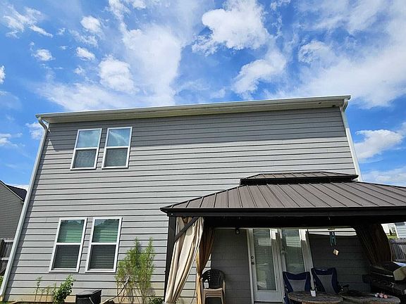 3rd image of 338 San Vito Way NW