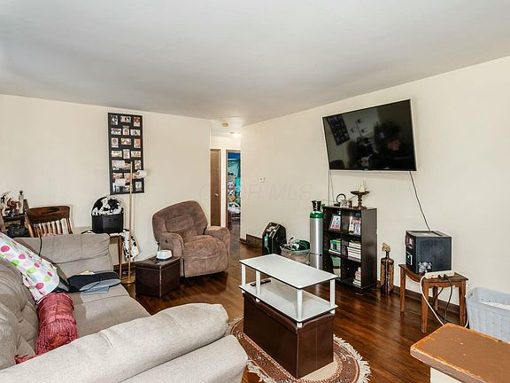 5th image of 5772 N Meadows Blvd