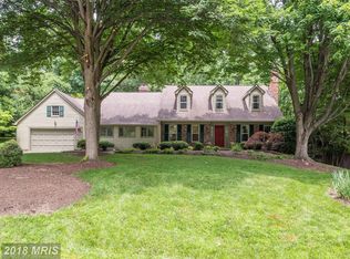 1304 Colvin Forest Dr, Vienna, VA 22182