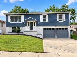 217 N Schmidt Rd, Bolingbrook, IL 60440