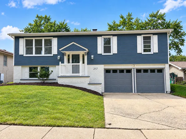 217 N Schmidt Rd, Bolingbrook, IL 60440