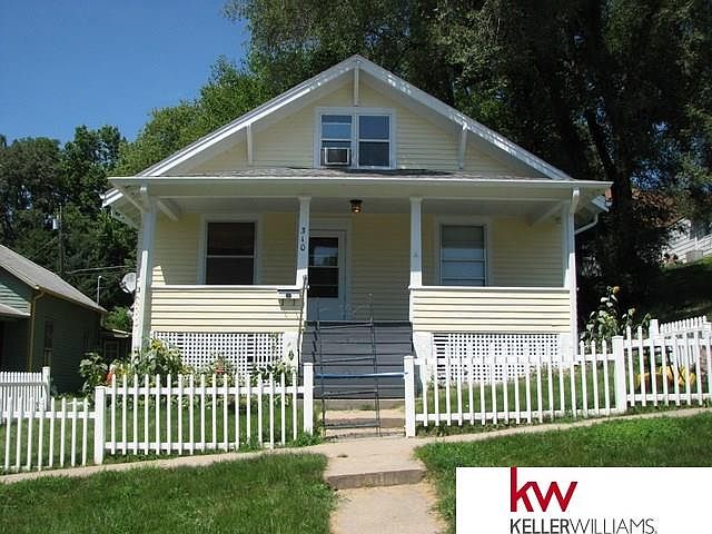 1st image of 310 B Ave