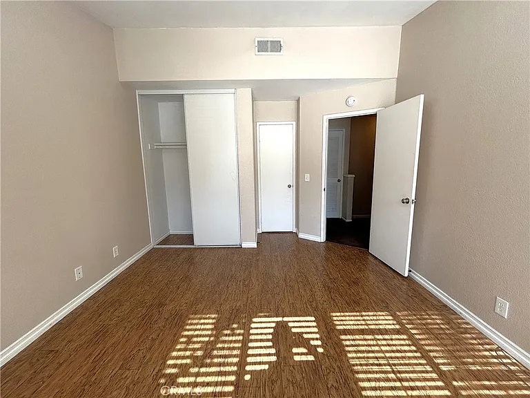 8167 Vineyard Ave — Photo 15