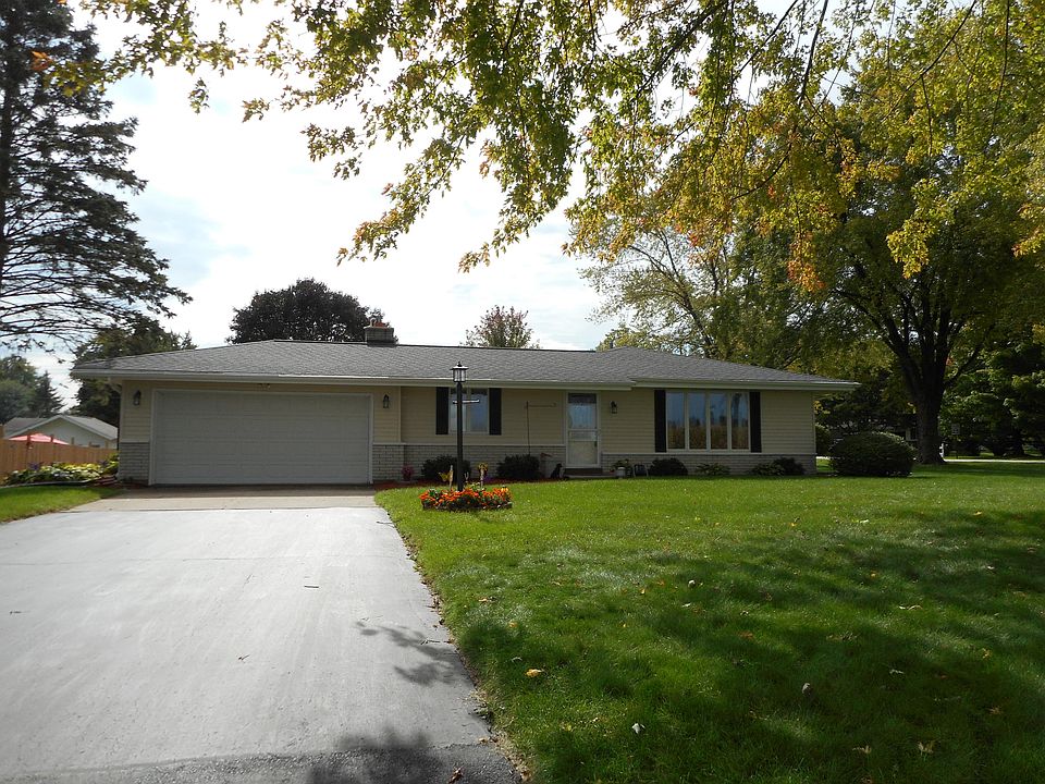 1st image of 6051 Sand Dr