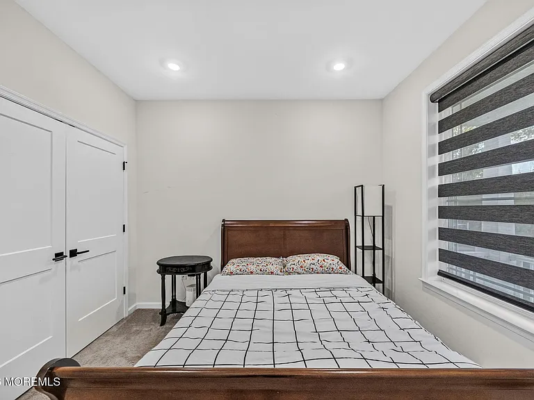 319 Tulip Ct — Photo 12