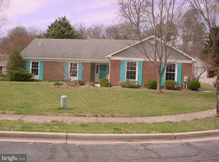 920 Schooner Cir, Annapolis, MD 21401