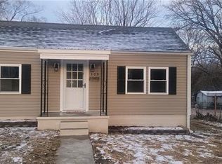 309 N 18th St, Lexington, MO 64067