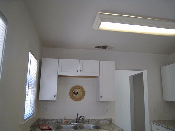 4th image of 3366 N College Ave