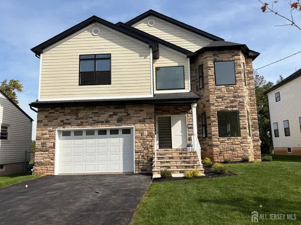 122 Arthur Ave, Colonia, NJ 07067