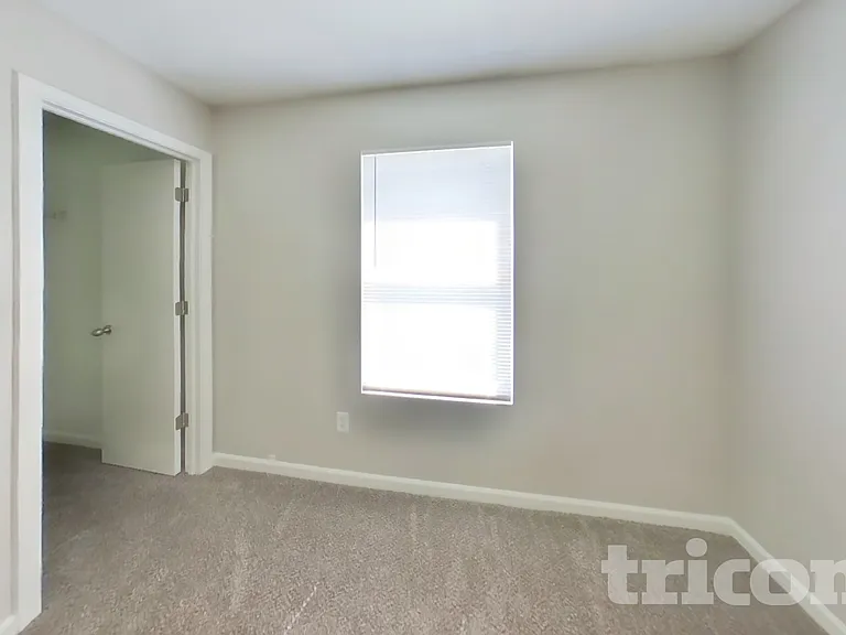 3203 Brandenburg Dr — Photo 15