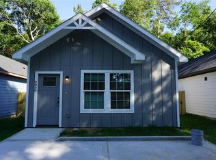 9866 Arbor Oak St, Willis, TX 77318