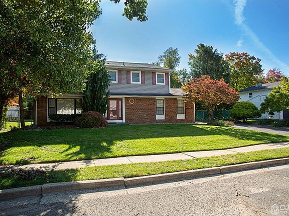 2nd image of 67 Zaleski Dr