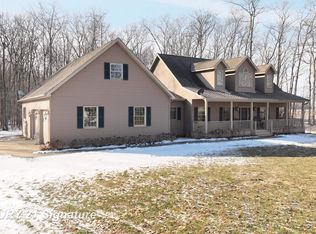 7147 Gary Rd, Chesaning, MI 48616