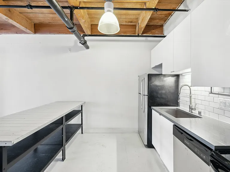 Newberry Lofts — Photo 9