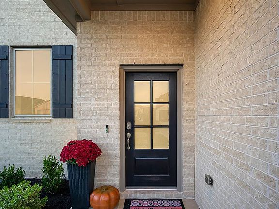 5th image of 2603 Ocean Key Dr