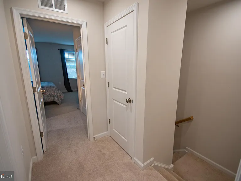 34 Coolidge Ave — Photo 20