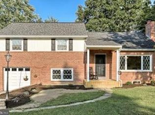 1808 Rockford Ln, Lancaster, PA 17601