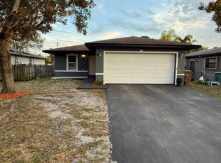 176 SW 5th Ct, Deerfield Beach, FL 33441