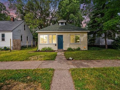 3013 Leahy St, Muskegon Heights, MI, 49444
