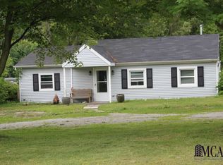 2621 W Erie Rd, Temperance, MI 48182