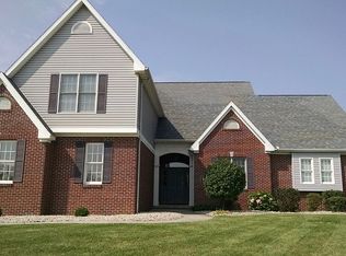 770 Meadowview Dr, Findlay, OH 45840