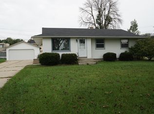 5863 S Melinda St, Milwaukee, WI 53221