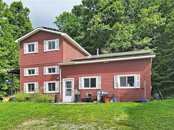 2752 Hathaway Rd, Moravia, NY 13118