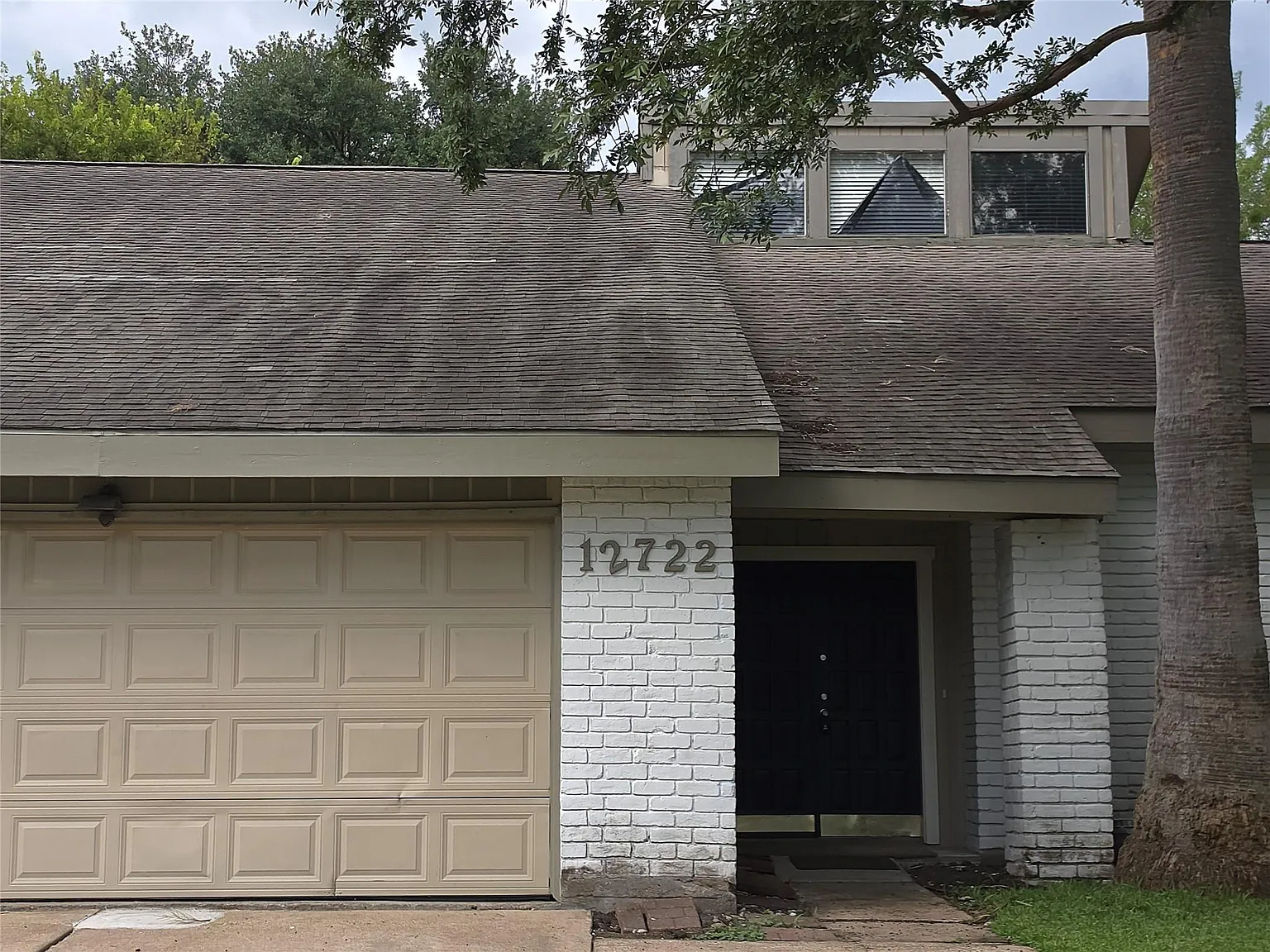 7 bed, 3.0 bath, 3015 sqft, $2,500 — Photo 1