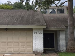 12722 Corona Ln, Houston, TX 77072
