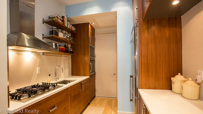 Sold by Garfield Realty  | media 36