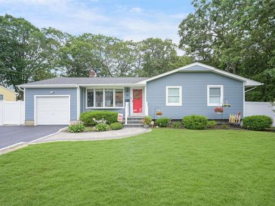 36 John Street, Patchogue, NY, 11772