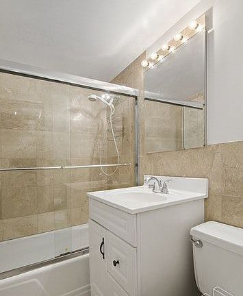 5th image of 65 W 55th St APT 5B