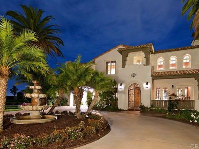 8182 High Society Way, San Diego, CA, 92127