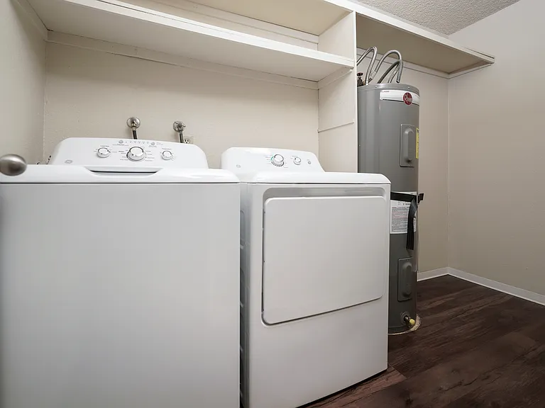 3 Bed 2 Bath Standard - 1,175 Sq Ft 3 Bed 2 Bath Standard - 1,175 Sq Ft
