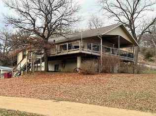 951 N River Rd, Linn Grove, IA 51033