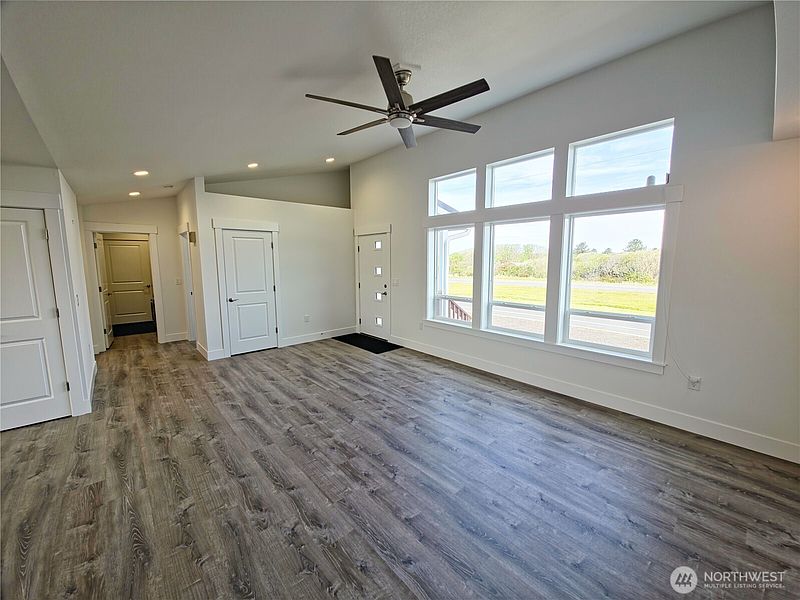 5th image of 1201 E Ocean Shores Blvd SW