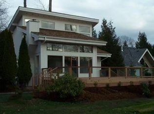8921 Bald Eagle Dr, Blaine, WA 98230