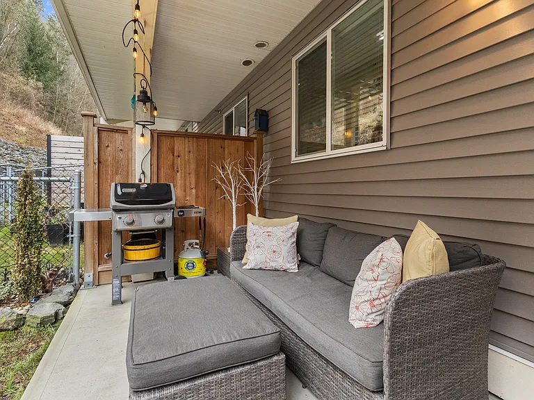 6026 Lindeman St #70 — Photo 31