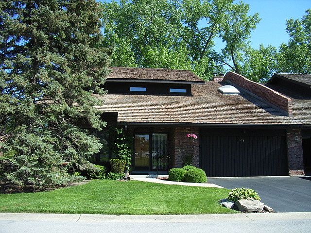 1st image of 26 Lucas Dr