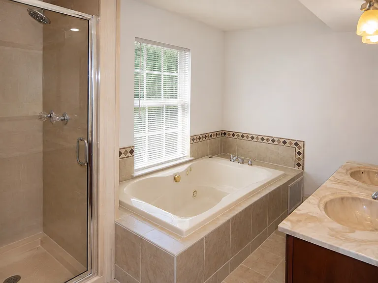 Wakefield Cir — Photo 10