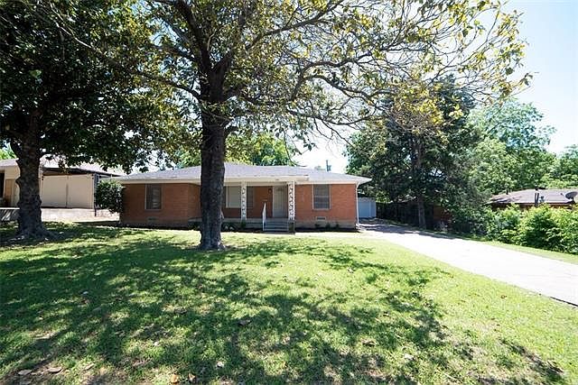 1st image of 7438 Piedmont Dr