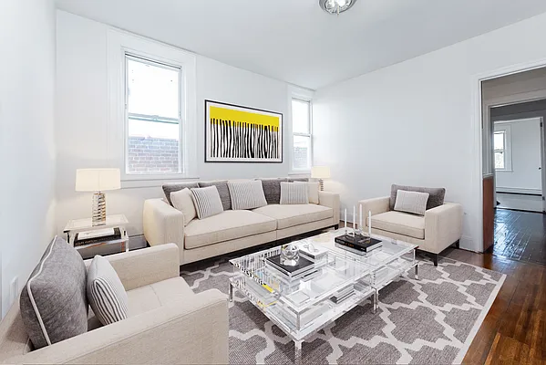 Rented by Modern Spaces | media 11