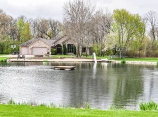 27633 Apple Rd, Waterford, WI 53185